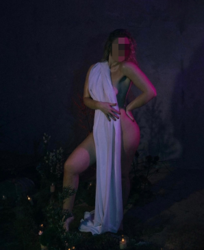 Алина, 23