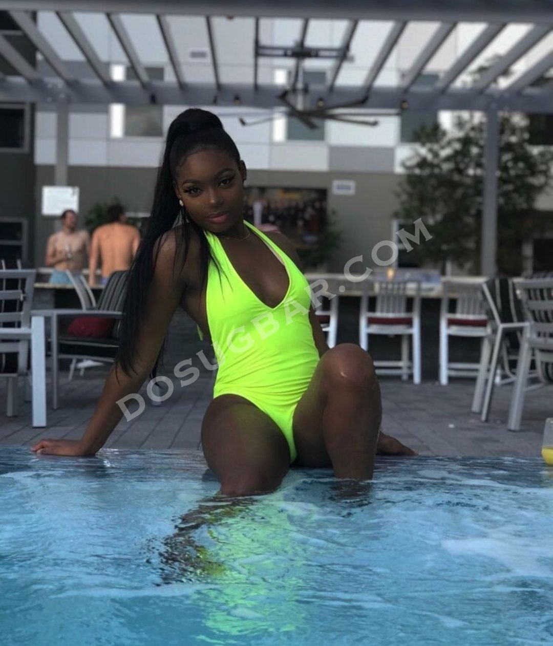 Mari, 24